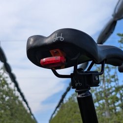 Adapter für CatEye Rücklicht am Brompton Sattel